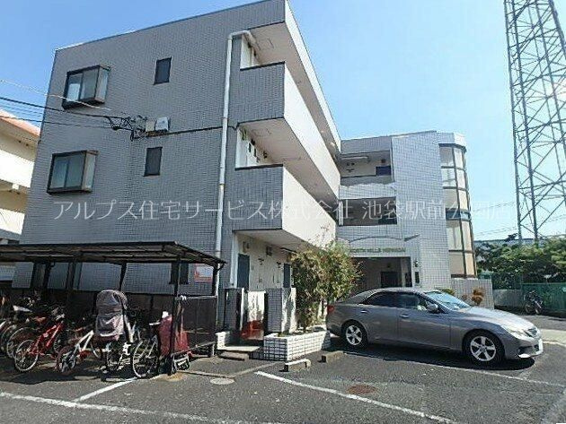 ノースヒルズ平和台の駐車場