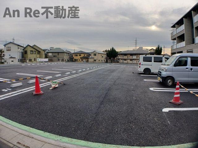 リビオコートの駐車場