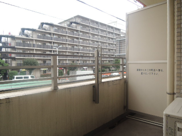 【バルコニー】