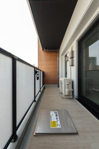 エル・セレーノ横浜のバルコニー|※写真は同タイプ住戸です。