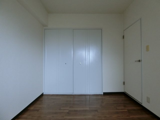 【寝室】 | グリーングラス久米田
