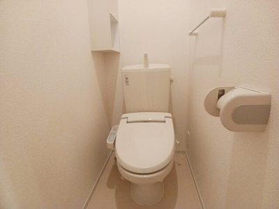 【トイレ】 | メゾン　ロングフィールド | コンパクトで使いやすいトイレです