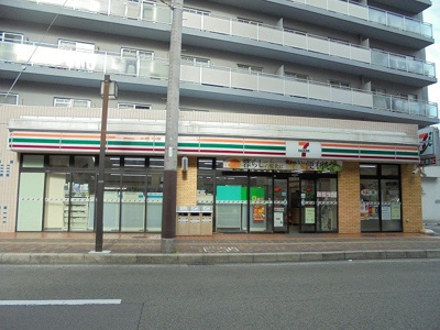 【周辺】 | フリーデ明石駅前 | セブンイレブンまで180m