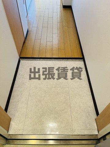 仲介手数料０円！アーバン伏見の玄関