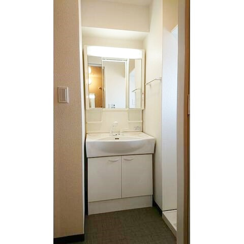 藤沢市湘南台１丁目の賃貸マンションの洗面所