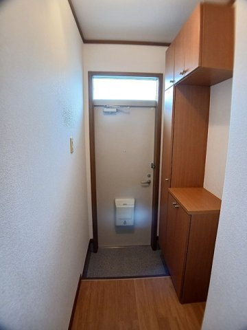 リブトーラス２番館の玄関