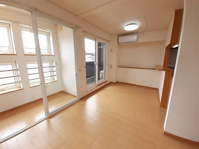 ドレッセ　Ⅰの居間・リビング