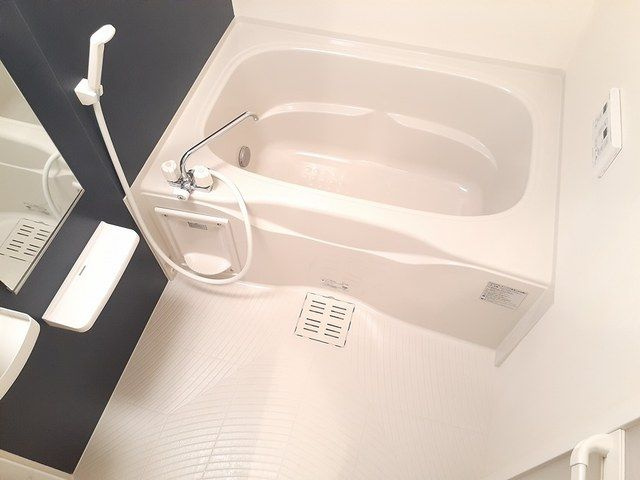 ＢＯＸ３２Ⅲの浴室