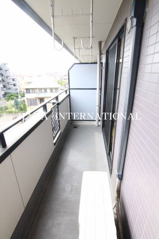 アルファークレストのバルコニー