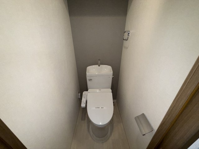 アプリーレ神戸元町のトイレ|同物件別部屋写真