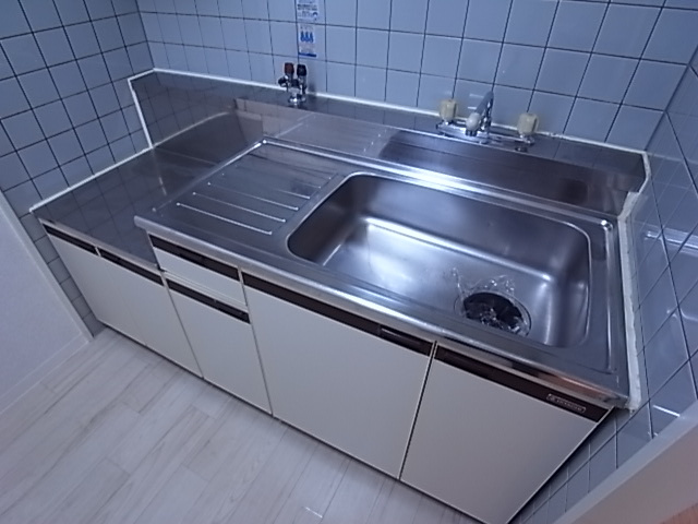 日宝アドニス塩屋の設備