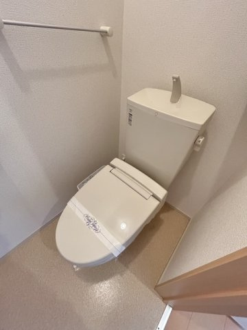 【トイレ】 | トワイライト | シンプルで使いやすいトイレです