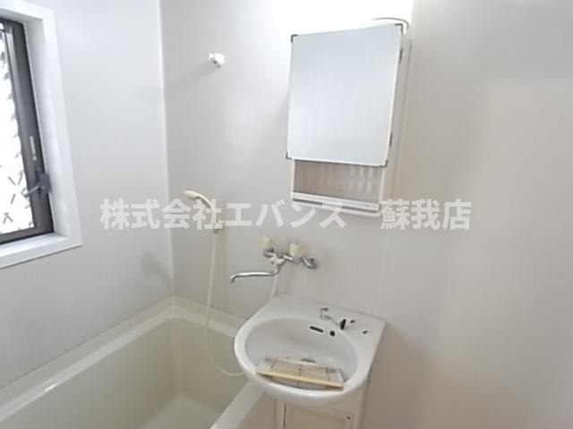 【洗面所】 | カールスプラッツ | コンパクトで使いやすい洗面所