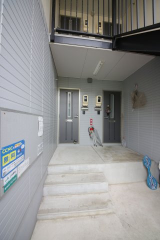 シャルム新浜Ⅱのエントランス