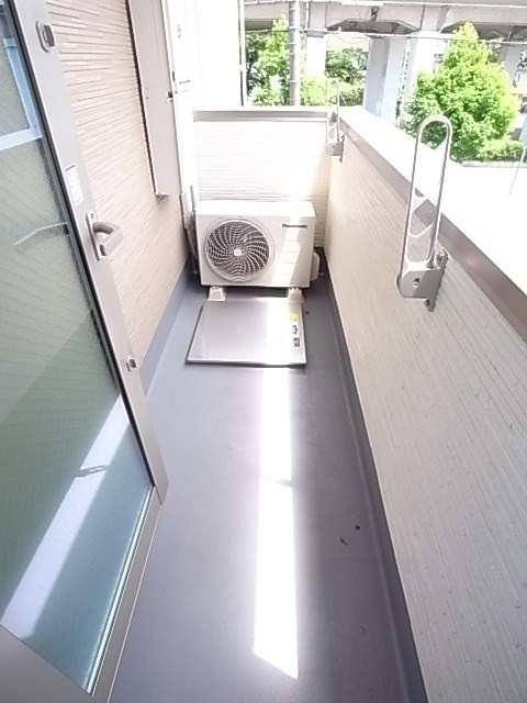 フジパレス園田Ⅲ番館のバルコニー