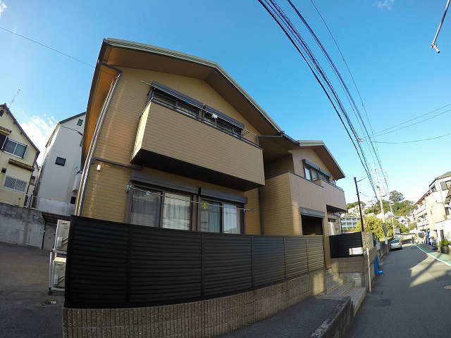 トワヴェール甲陽の外観