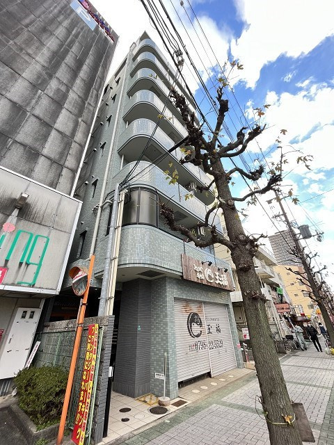 リバーサイドONEの外観