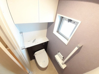 【トイレ】 | アンドーバーテラス識名 | 落ち着いたトイレです