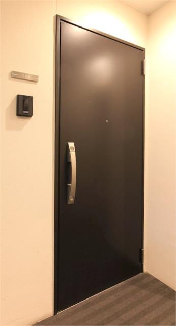 ニューガイアリルーム用賀Ｎｏ．３２の玄関