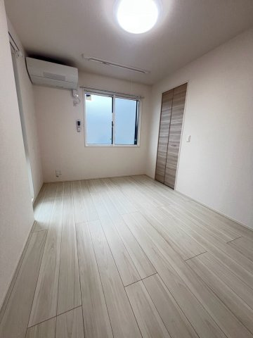 NIGAWA RESIDENCEⅡの寝室