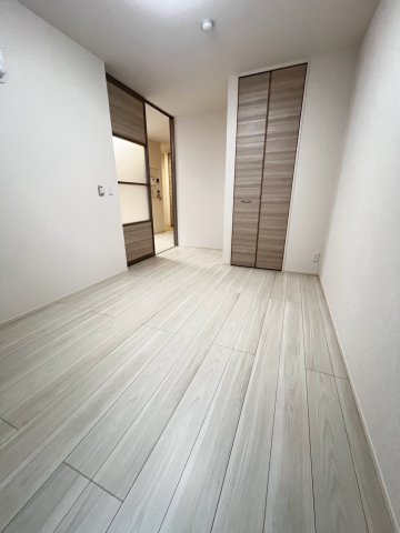 NIGAWA RESIDENCEⅡの居間・リビング