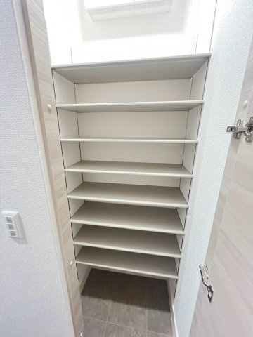 NIGAWA RESIDENCEⅡの収納