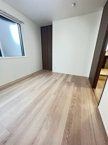 NIGAWA RESIDENCEⅡの居間・リビング