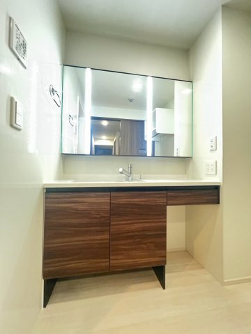 NIGAWA RESIDENCEⅡの洗面所