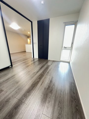 NIGAWA RESIDENCEⅡの居間・リビング