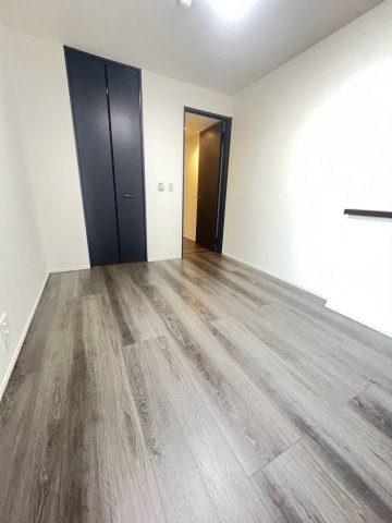 NIGAWA RESIDENCEⅡの居間・リビング