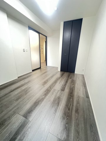 NIGAWA RESIDENCEⅡの居間・リビング