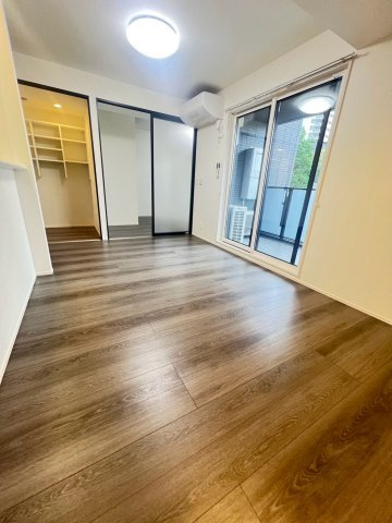 NIGAWA RESIDENCEⅡの寝室