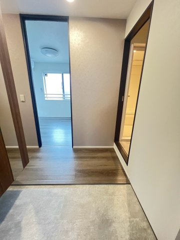 NIGAWA RESIDENCEⅡの玄関