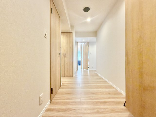 アンビックス志賀ストリートタワーの玄関