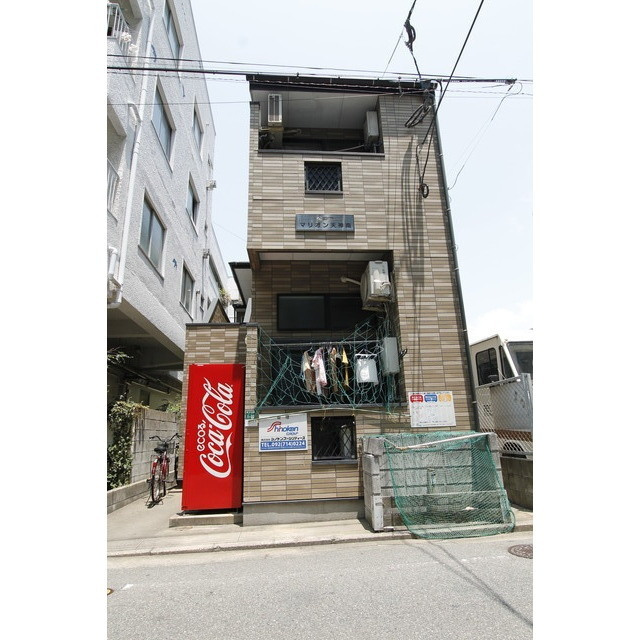 マリオン天神南の外観