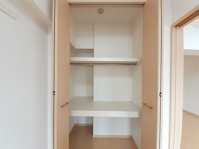 フォレスタ春日の収納
