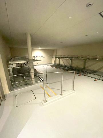 Dimus北浜の駐車場|同物件反転のお部屋の写真でございます。
間取り図を参照してください。