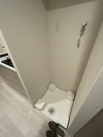 Dimus北浜の設備|同物件反転のお部屋の写真でございます。
間取り図を参照してください。