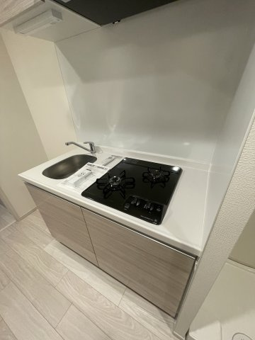 Dimus北浜のキッチン|同物件反転のお部屋の写真でございます。
間取り図を参照してください。