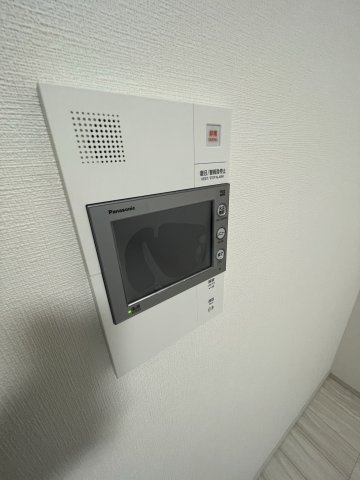Dimus北浜のセキュリティ|同物件反転のお部屋の写真でございます。
間取り図を参照してください。