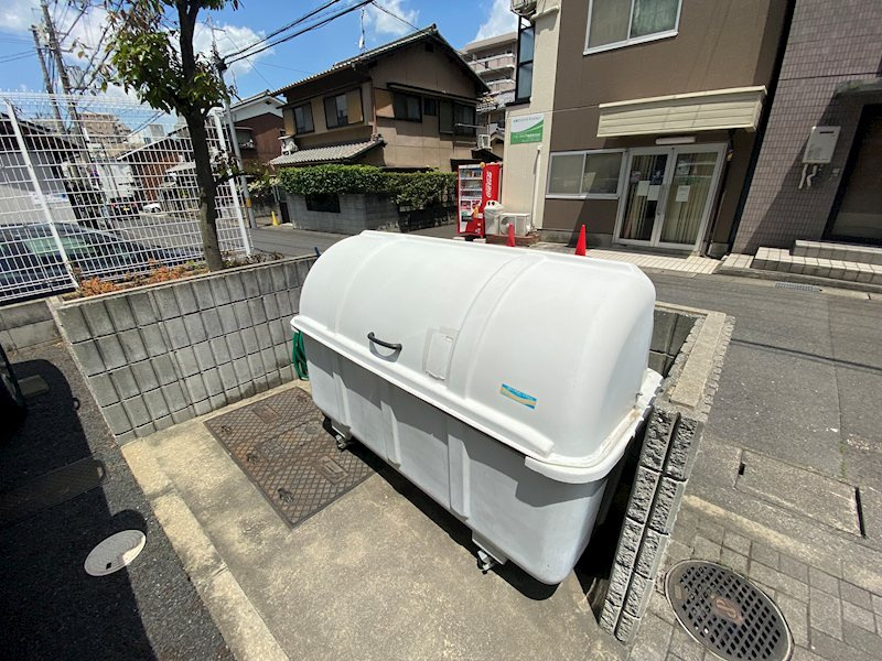 エリーフラッツ京町 
