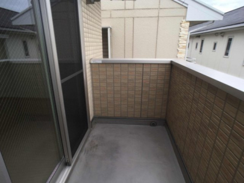 リューグロワールA棟のバルコニー