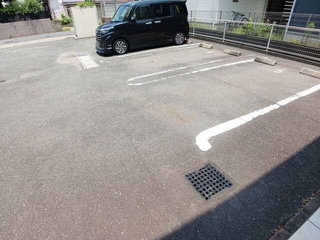 ベルアンジュの駐車場|駐車スペースもあります