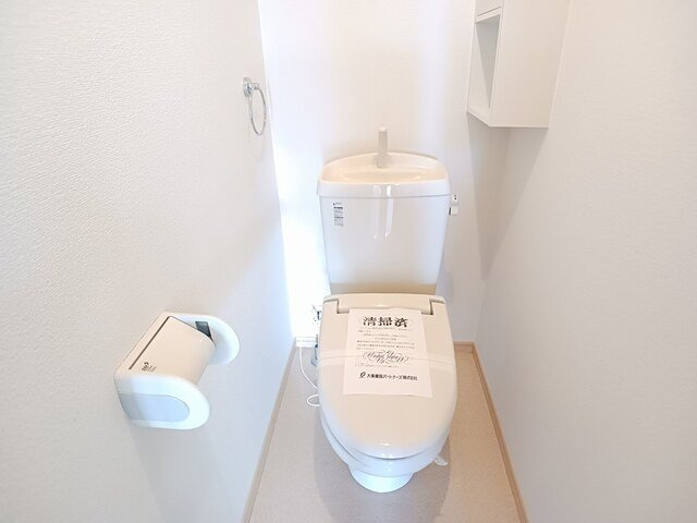 ベルアンジュのトイレ|落ち着いた色調のトイレです