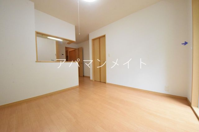 【居間・リビング】 | ハピネス | 戸塚周辺ならアパマンメイトへＬｅｔｓ Ｇｏ ！
