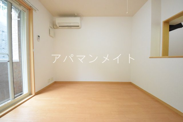 【居間・リビング】 | ハピネス | 戸塚周辺ならアパマンメイトへＬｅｔｓ Ｇｏ ！