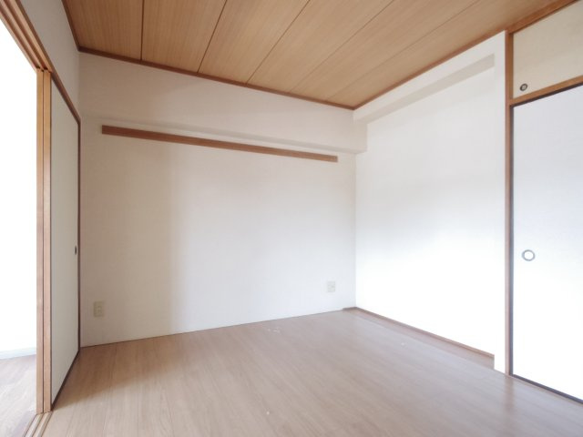 ＪＵＮ青葉町コートの内装