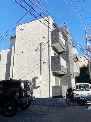 グランシルク小山台のエントランス
