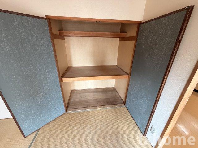 グリーンシャトーⅡの収納