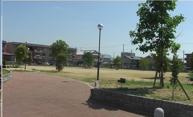 トライスターⅡの周辺|松縄流石公園さんまで280m